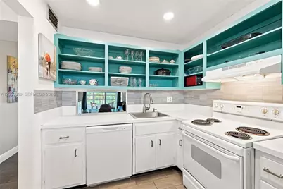 2800 NW 47th Ter #206B, Lauderdale Lakes, FL 33313 - Photo 10
