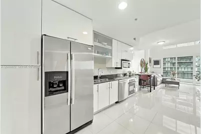 60 SW 13th St #3204, Miami, FL 33130 - Photo 2