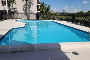 10115 NW 9th St Cir, Miami, FL 33172 - Photo 22