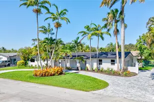 14675 SW 78th Ave, Palmetto Bay, FL 33158 - Photo 2