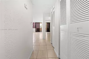 10500 SW 108th Ave, Miami, FL 33176 - Photo 12