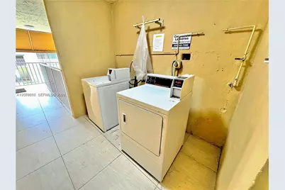 4620 NW 79th Ave #2B, Doral, FL 33166 - Photo 4
