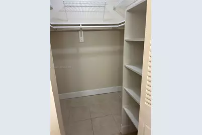 8325 SW 72nd Ave #305C, Miami, FL 33143 - Photo 4