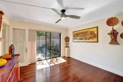 403 Dunwoody Ln #38, Hollywood, FL 33021 - Photo 18