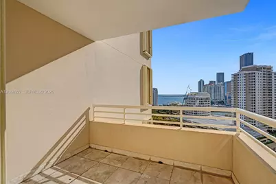 888 Brickell Key Dr #1901, Miami, FL 33131 - Photo 18