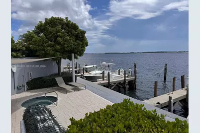 200 SE 15th Rd #7D, Miami, FL 33129 - Photo 14
