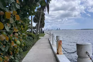 200 SE 15th Rd, Miami, FL 33129 - Photo 4