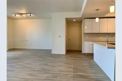 999 SW 1st Ave #3206, Miami, FL 33130 - Photo 12