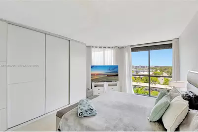 2000 Island Blvd #808, Aventura, FL 33160 - Photo 10