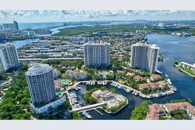 2000 Island Blvd #808, Aventura, FL 33160 - Photo 18
