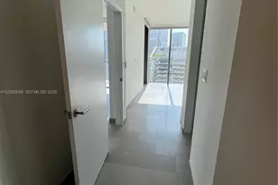 88 SW 7th St, Miami, FL 33130 - Photo 14