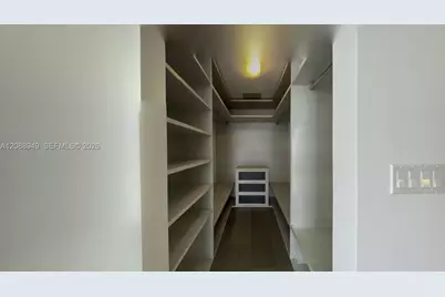 88 SW 7th St #1711, Miami, FL 33130 - Photo 40
