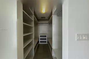 88 SW 7th St, Miami, FL 33130 - Photo 40
