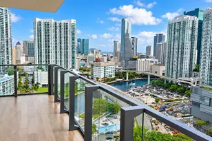 88 SW 7th St, Miami, FL 33130 - Photo 1