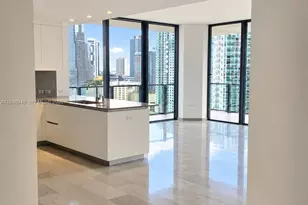 88 SW 7th St, Miami, FL 33130 - Photo 8