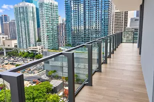 88 SW 7th St, Miami, FL 33130 - Photo 4