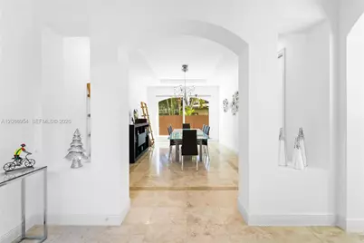 1490 Cleveland Rd, Miami Beach, FL 33141 - Photo 6