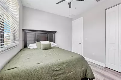 11343 SW 14th St, Pembroke Pines, FL 33025 - Photo 30