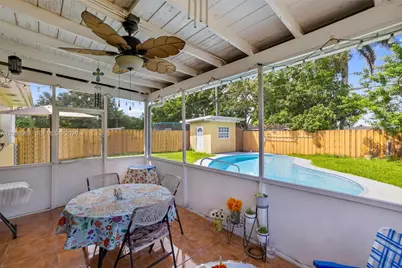 304 SW 68th Ave, Pembroke Pines, FL 33023 - Photo 32