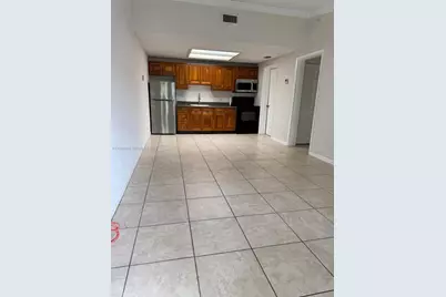7210 Southgate Blvd #7210, Tamarac, FL 33321 - Photo 6