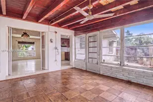 340 NW 128th St, North Miami, FL 33168 - Photo 12
