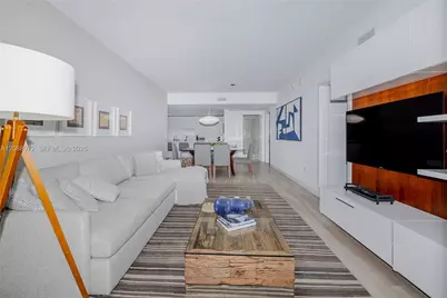 1300 S Miami Ave #2210, Miami, FL 33130 - Photo 16