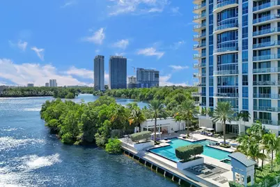17111 Biscayne Blvd #2210, North Miami Beach, FL 33160 - Photo 26