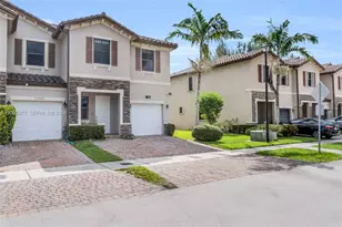 11671 SW 150th Pl, Miami, FL 33196 - Photo 2