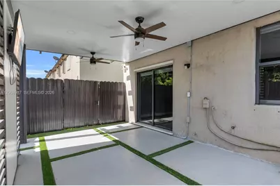 11671 SW 150th Pl, Miami, FL 33196 - Photo 10