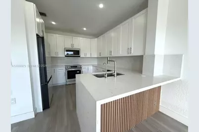 11462 NW 69th Ter #., Doral, FL 33178 - Photo 2