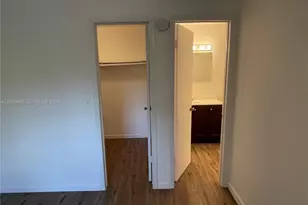 8739 NW 39th St, Sunrise, FL 33351 - Photo 20