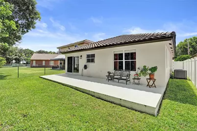 20831 NW 22nd Ct, Pembroke Pines, FL 33029 - Photo 30