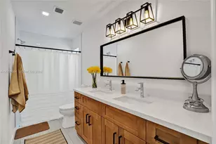 20831 NW 22nd Ct, Pembroke Pines, FL 33029 - Photo 12