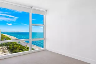 6801 Collins Ave, Miami Beach, FL 33141 - Photo 14