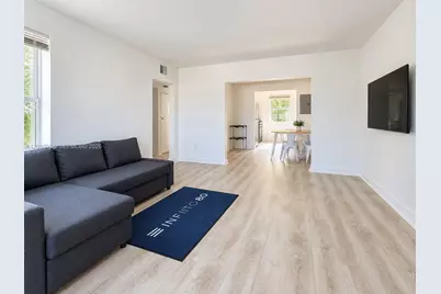 926 79th Ter #8, Miami Beach, FL 33141 - Photo 2