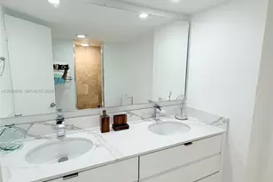 10275 Collins Ave, Bal Harbour, FL 33154 - Photo 20