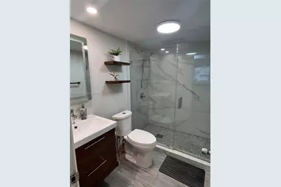 447 NW 98th Ct, Miami, FL 33172 - Photo 22