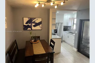 447 NW 98th Ct, Miami, FL 33172 - Photo 8