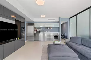 1040 Biscayne Blvd, Miami, FL 33132 - Photo 6