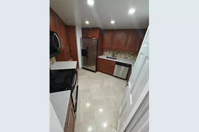 825 Brickell Bay Dr #651, Miami, FL 33131 - Photo 4