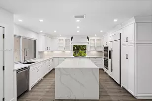 4499 Woodfield Blvd, Boca Raton, FL 33434 - Photo 16