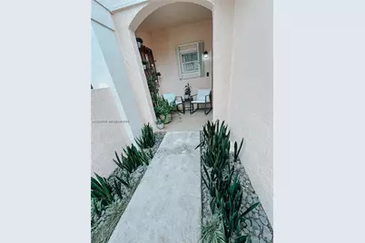 11807 SW 99th Ln, Miami, FL 33186 - Photo 4
