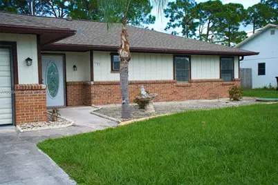 1173 SE Odonnell Ln, Port Saint Lucie, FL 34983 - Photo 2
