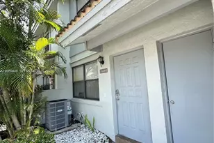 9865 Riverside Dr, Coral Springs, FL 33071 - Photo 2