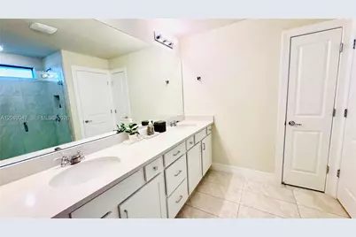 3117 Buttonwood Ct, Lauderdale Lakes, FL 33311 - Photo 26