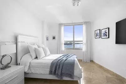 808 Brickell Key Dr #2002, Miami, FL 33131 - Photo 20