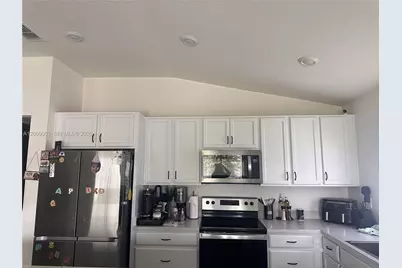 163 Summerlin Loop, Other City - In The State Of Florida, FL 33844 - Photo 6