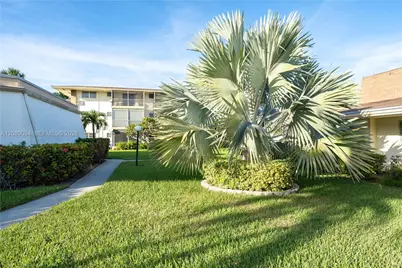 16900 NE 14th Ave #201, North Miami Beach, FL 33162 - Photo 24