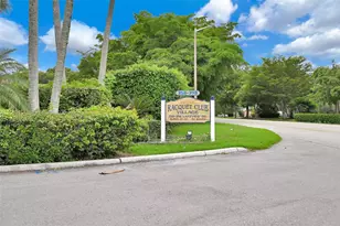 374 Lakeview Dr, Weston, FL 33326 - Photo 38