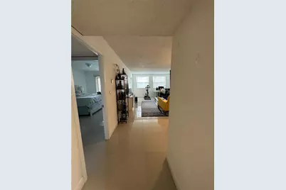 8100 Geneva Ct #445, Doral, FL 33166 - Photo 4
